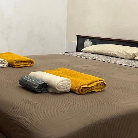 Casa Di Mirto Bed and Breakfast Chiaramonte Gulfi Exteriör bild